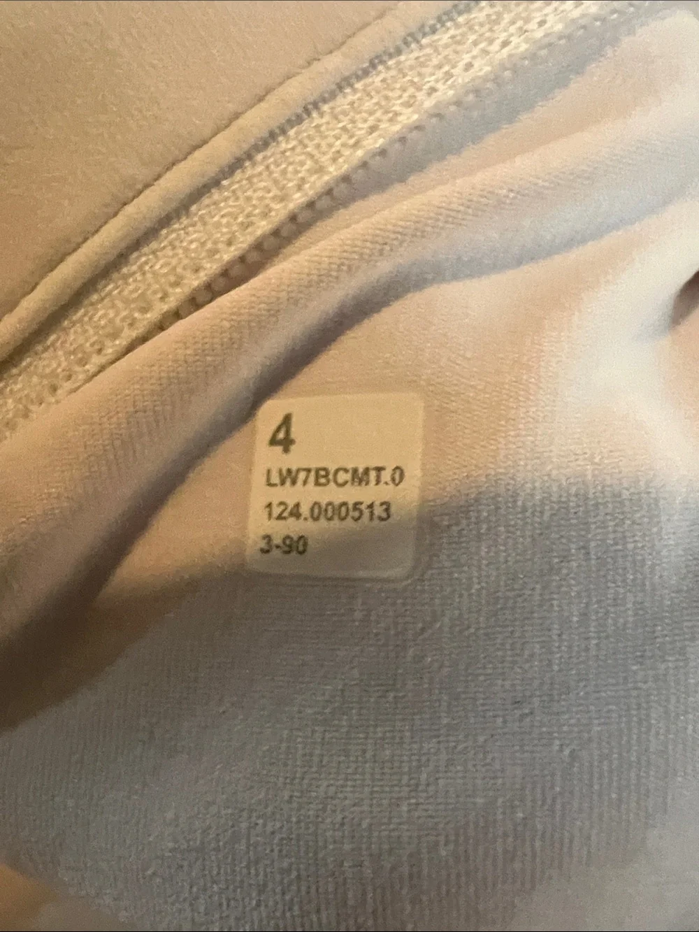 lululemon White Hotty Hot Athletic Shorts, Size 4